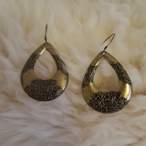 COPY - Earring bundle - Picture 3 of 8